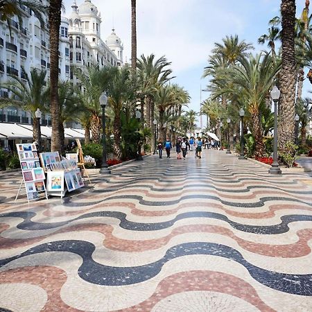Estudio En Centro De Alicante Apartman Kültér fotó