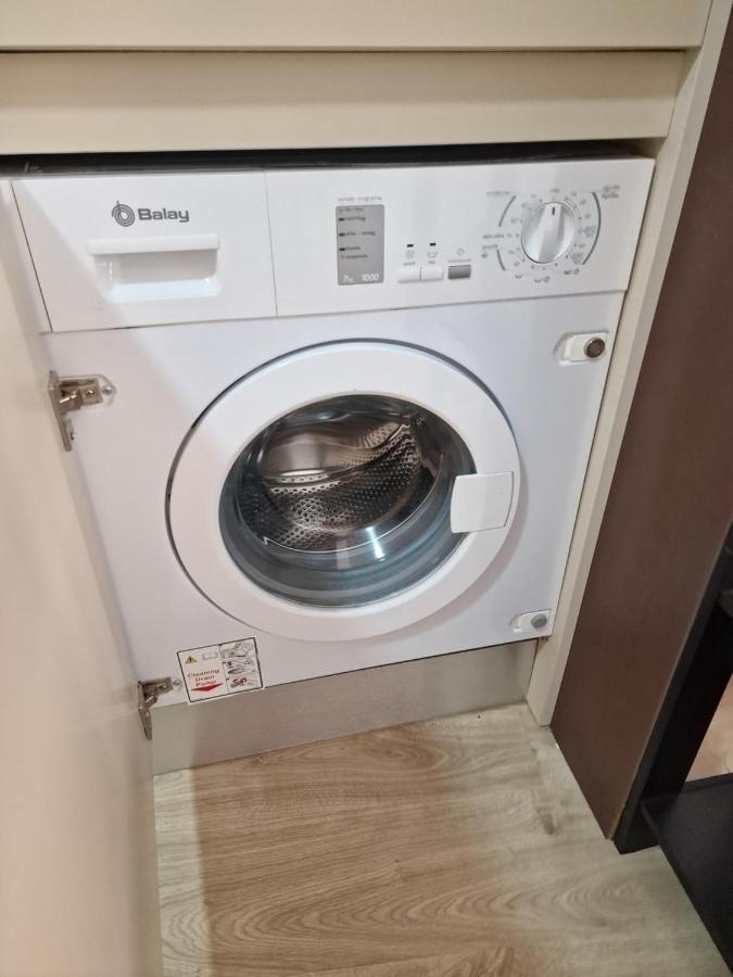 Estudio En Centro De Alicante Apartman Kültér fotó