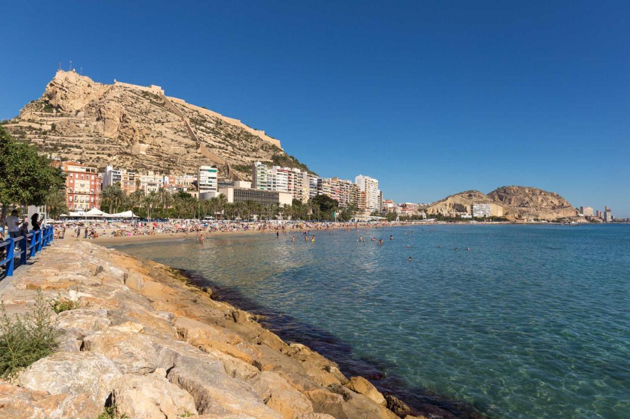 Estudio En Centro De Alicante Apartman Kültér fotó